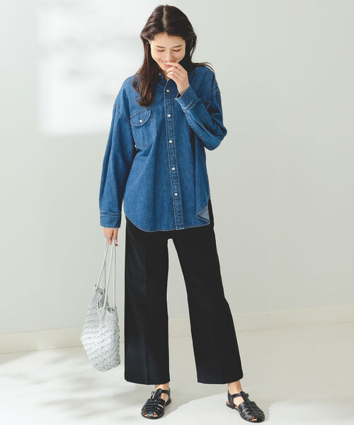 Lee（リー）の「Lee × B:MING by BEAMS / 別注 ルーズフィット シャツ（シャツ/ブラウス・レディース・ライトインディゴブルー/インディゴブルー・FREE）」の7枚目の写真