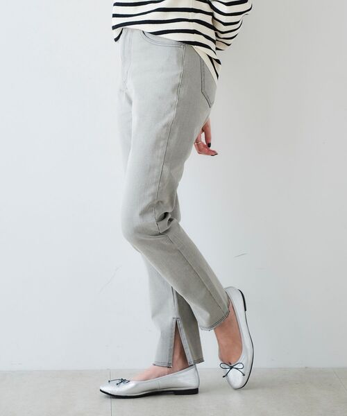 le.coeur blanc(ルクールブラン)の「2WAYストレッチデニムスリムパンツ(デニムパンツ・レディース・グレー/ブラック・36/38)」の16枚目の写真