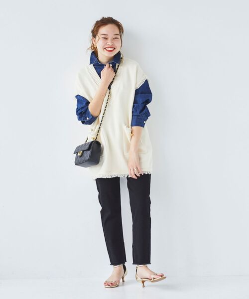 le.coeur blanc(ルクールブラン)の「2WAYストレッチデニムスリムパンツ(デニムパンツ・レディース・グレー/ブラック・36/38)」の21枚目の写真