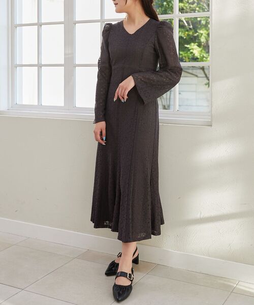 MAJESTIC LEGON(マジェスティックレゴン)の「レースロングワンピース(ワンピース・レディース・アイボリー/ブラウン/ライトグリーン・SMALL/MEDIUM)」の16枚目の写真