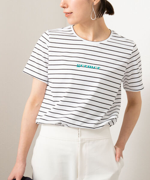 NOLLEY’S(ノーリーズ)の「プレーティング天竺ロゴプリントTシャツ(Tシャツ/カットソー・レディース・ホワイト系その他5/オフホワイト/ネイビー/ブラック/ホワイト系その他6/ホワイト系その他2/ホワイト系その他・38)」の5枚目の写真