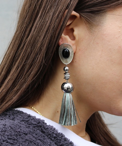 145 ブルーパープル系盛りカボション✖︎ビーズタッセル　ピアスorイヤリング オーバルタッセルピアス/ellipse tassel（ピアス（両耳用））｜amplis