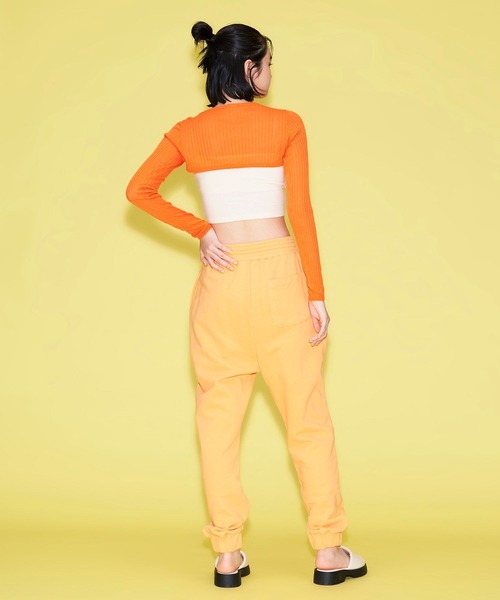 FOREVER 21（フォーエバー トゥエンティーワン）の「【POP】ボレロショートニット（ニット/セーター・レディース・オレンジ/ブラック/ライトグレー・FREE）」の6枚目の写真