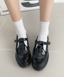 Shoes in Closet(シューズインクローゼット)の厚底 タンクソール ステッチ入り T字 ストラップ ローファー 1894(ローファー)