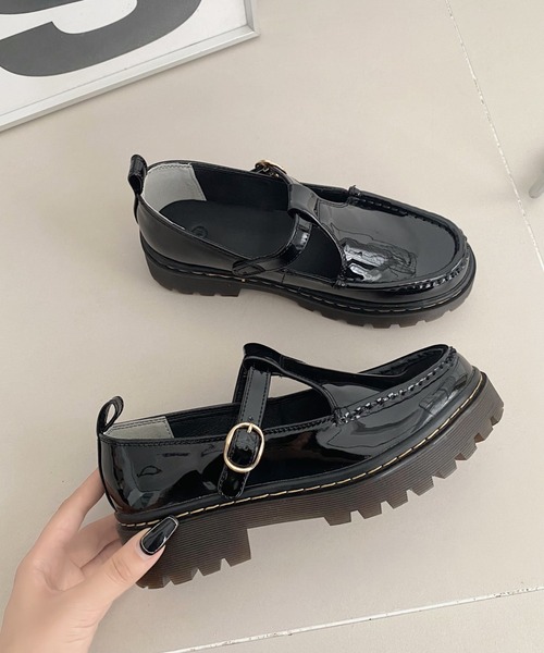 Shoes in Closet（シューズインクローゼット）の「厚底 タンクソール ステッチ入り T字 ストラップ ローファー 1894（ローファー・レディース・ブラック系その他/ブラック・L/M/4L/XS/S/LL/3L）」の4枚目の写真