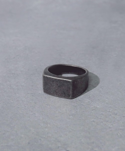 SBG（エスビー）の「SBG デザイン印台リング（リング・メンズ・ブラック/グレー系その他/シルバー/ゴールド/ブラック系その他4/ゴールド系その他3/シルバー系その他4/グレー系その他4/ゴールド系その他4/シルバー系その他2/シルバー系その他5/グレー系その他5/ブラック系その他5/シルバー系その他3/グレー系その他2/ブラック系その他3/ゴールド系その他5/グレー系その他3/ブラック系その他2/ゴールド系その他2/ブラック系・16号/18号/21号）」の7枚目の写真