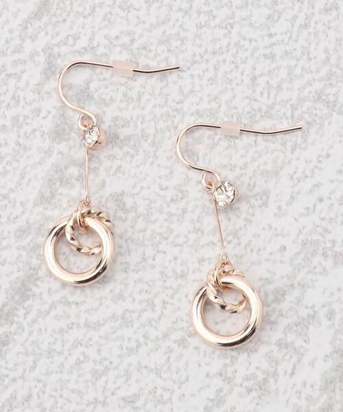 grove(グローブ)の「◆プチダブルリングビジューフックピアス(ピアス(両耳用)・レディース・ピンクゴールド/シルバー/ゴールド・00)」の3枚目の写真