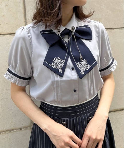 axes femme(アクシーズファム)の「刺繍リボンセットブラウス(シャツ/ブラウス・レディース・ホワイト/サックスブルー/ブラック・MEDIUM/LARGE)」の6枚目の写真
