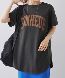 カレッジロゴ ラウンドTシャツ
