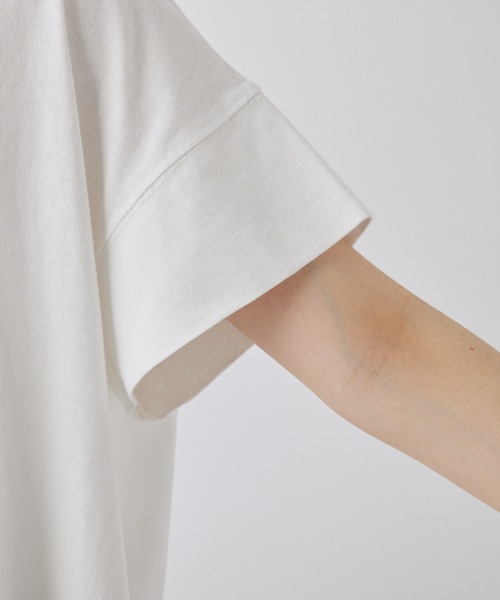 PUAL CE CIN(ピュアルセシン)の「カレッジロゴ ラウンドTシャツ(Tシャツ/カットソー・レディース・オフホワイト/スミクロ/ベージュ・FREE)」の22枚目の写真