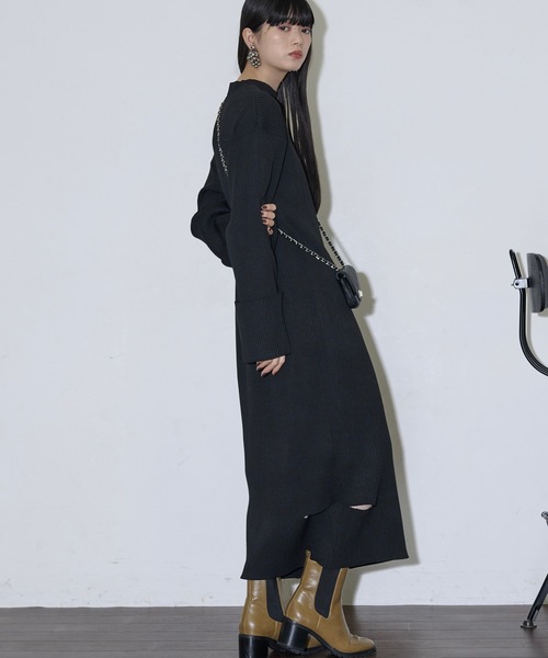 THE YOn（ザヨン）の「スラッシュヘムワイドカフリブニットワンピース（ワンピース・レディース・ブラック/カーキ/アイボリー・FREE）」の21枚目の写真