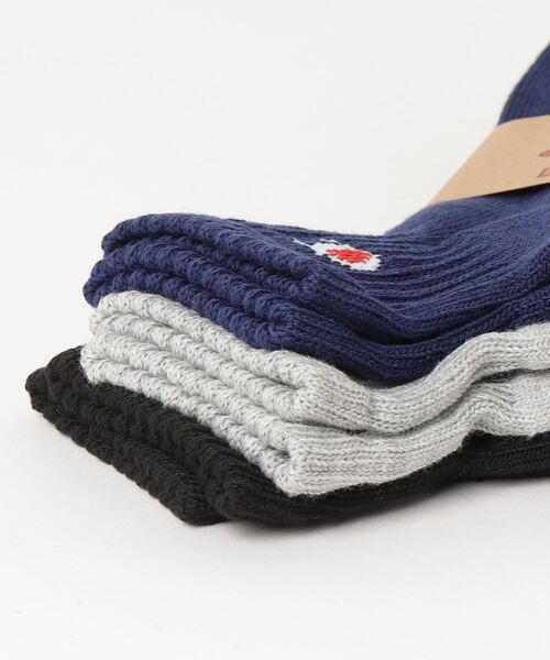 Champion（チャンピオン）の「【CHAMPION/チャンピオン】　ワンポイントクォーターソックス3P　CMSCY202　ワンポイントロゴ　3足組（ソックス/靴下・メンズ・ネイビー/ブラック/ホワイト/グレー・SMALL/MEDIUM/LARGE）」の7枚目の写真