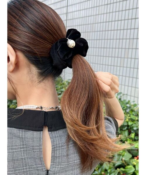 EATME(イートミー)の「EMベロアシュシュ(シュシュ・レディース・ブラック・FREE)」の4枚目の写真