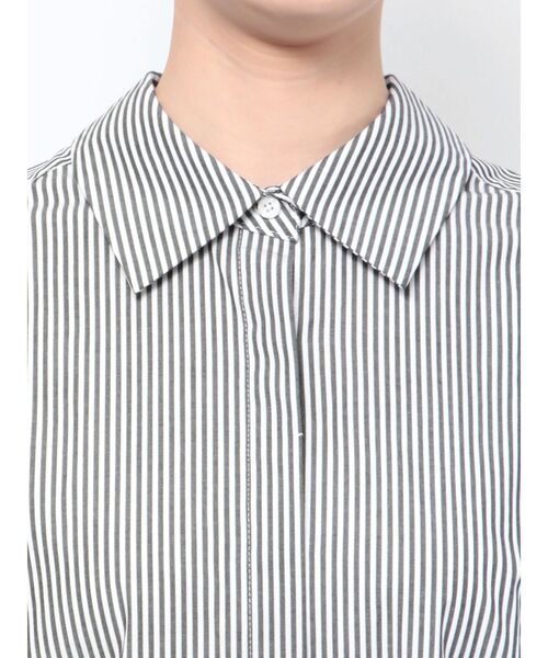 LAGUNAMOON（ラグナムーン）の「2WAYオーバーサイズシャツ（シャツ/ブラウス・レディース・ベージュ/アイボリー/ブラック・FREE）」の21枚目の写真