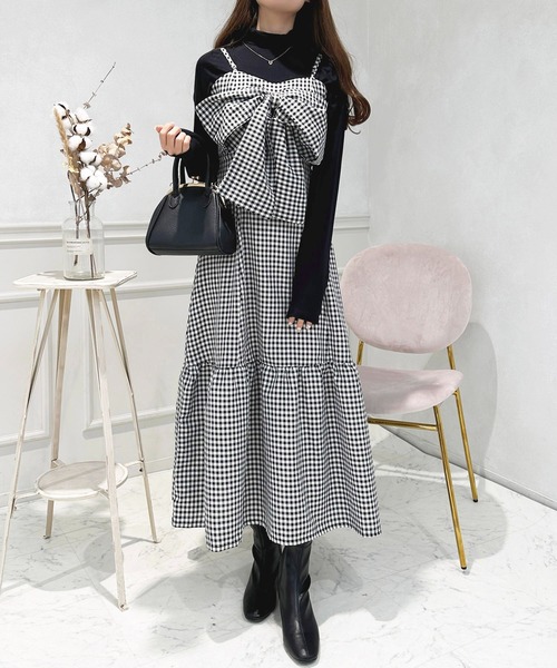 apres jour(アプレジュール)の「リボンキャミワンピース【ZOZOTOWN限定アイテム】(ワンピース・レディース・ブラック/ブラック系その他/ピンクベージュ・フリー/X-LARGE)」の2枚目の写真
