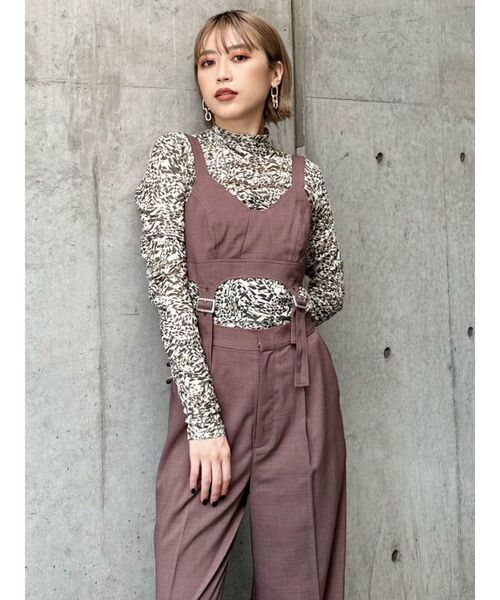 MURUA(ムルーア)の「ビスチェディテールロンパース(つなぎ/オールインワン・レディース・グリーン/ブラック/ブラウン・FREE)」の21枚目の写真