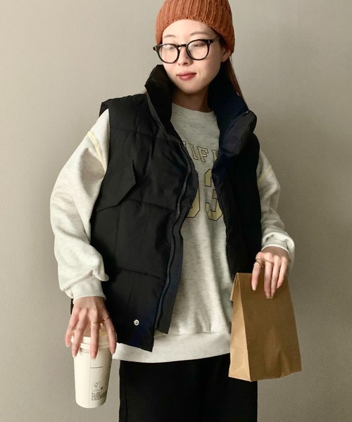 EPICKS（エピックス）の「スタンドネック中綿ベスト（ダウンベスト・レディース・ホワイト/ブラック・M/L/S）」の2枚目の写真