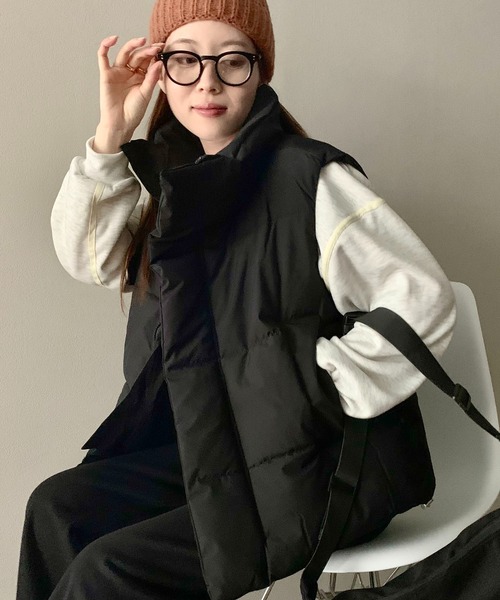 EPICKS（エピックス）の「スタンドネック中綿ベスト（ダウンベスト・レディース・ホワイト/ブラック・M/L/S）」の22枚目の写真