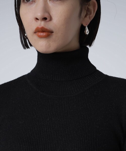 GALLEST（ギャレスト）の「ラメリブタートルニット（ニット/セーター・レディース・ブラック/ゴールド/シルバー・38）」の17枚目の写真