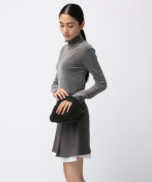 Epoi（エポイ）の「カーリー クラッチポーチ（クラッチバッグ・レディース・ブラック・FREE）」の5枚目の写真