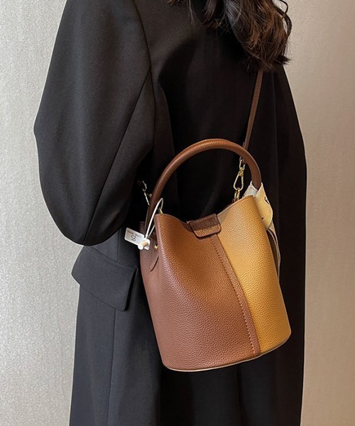 【良品】CULLUNI バケツ ショルダーバッグ バッグ レザー ロゴ 大容量 c.u.l ショルダーバッグ バッグ 着脱可能リボン付き レザー