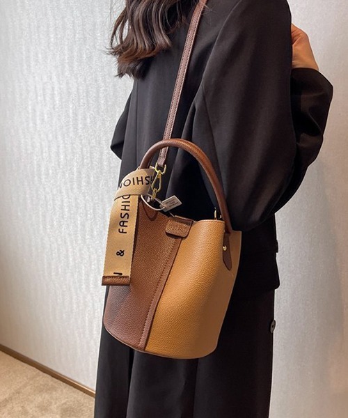 c.u.l（シーユーエル）の「着脱可能リボン付き レザーライク ショルダーバケツバッグ cula749（ショルダーバッグ・レディース・ベージュ/ブラック/ブラウン・FREE）」の14枚目の写真