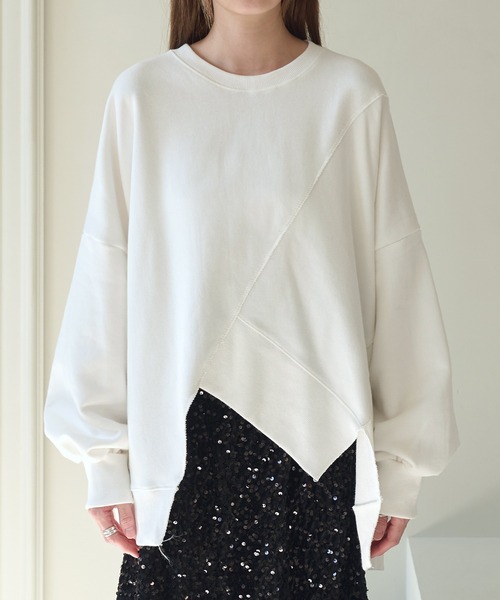 UNE MANSION（ユヌマンション）の「【マタニティウェア可能】カッティングアンバランスオーバーサイズトレーナー（スウェット・レディース・ブラック/グリーン/アイボリー・FREE）」の21枚目の写真