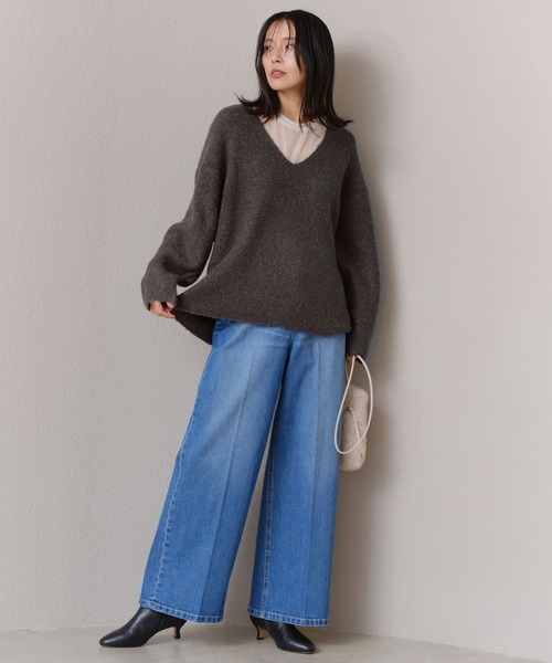 BARNYARDSTORM（バンヤードストーム）の「ブークレ深Vネックニット（ニット/セーター・レディース・モカ/ベージュ・FREE）」の6枚目の写真