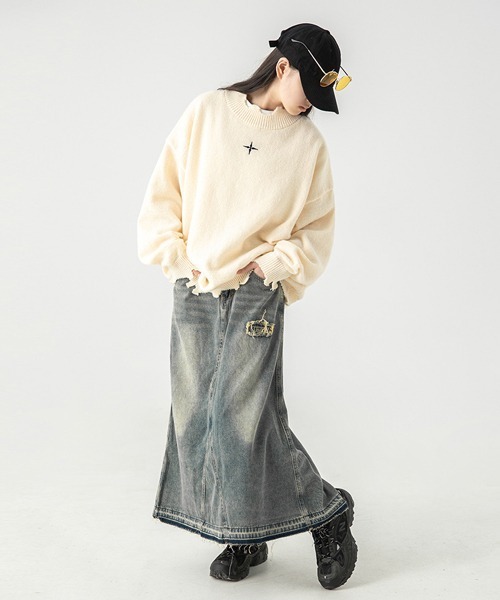 Ressaca(レサーカ)の「不規則ダメージ加工 ワンポイント刺繍クルーネックニットセーター(ニット/セーター・メンズ・オフホワイト/ブラック・L/M/XL)」の14枚目の写真