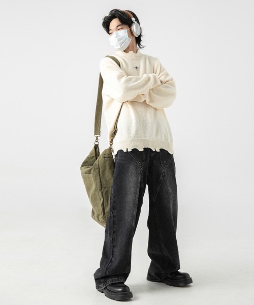 Ressaca(レサーカ)の「不規則ダメージ加工 ワンポイント刺繍クルーネックニットセーター(ニット/セーター・メンズ・オフホワイト/ブラック・L/M/XL)」の7枚目の写真