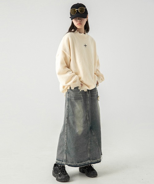 Ressaca(レサーカ)の「不規則ダメージ加工 ワンポイント刺繍クルーネックニットセーター(ニット/セーター・メンズ・オフホワイト/ブラック・L/M/XL)」の12枚目の写真
