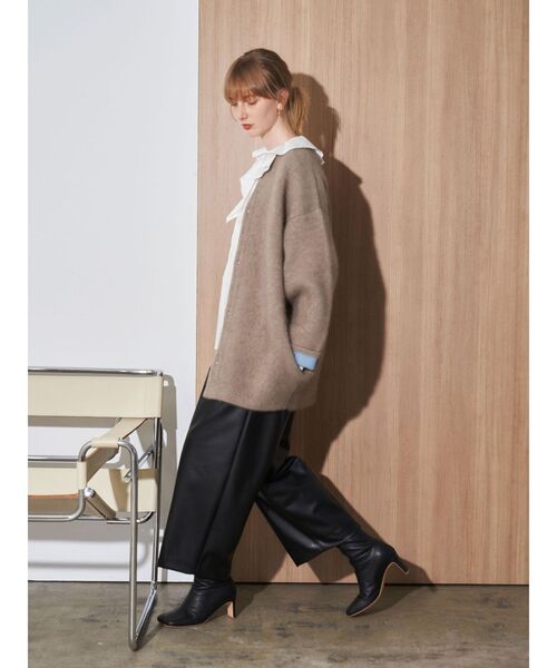 ELENDEEK（エレンディーク）の「CNラクーンミックスWカーディガン（ノーカラージャケット・レディース・ベージュ/ブラック/アイボリー・01）」の9枚目の写真