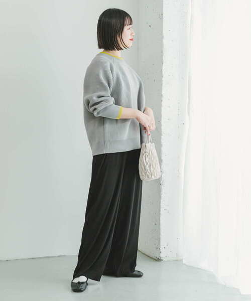 ITEMS URBANRESEARCH（アイテムズ アーバンリサーチ）の「セルフカットプリーツイージーパンツ（その他パンツ・レディース・ブラック/オフホワイト/ブラウン・FREE）」の13枚目の写真