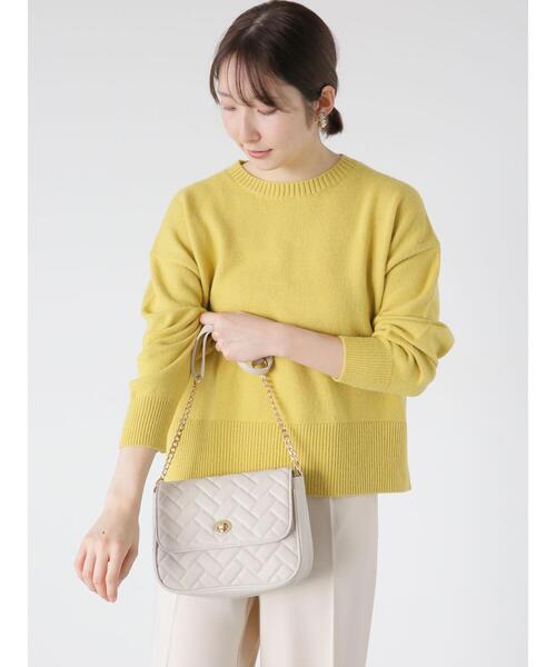 Te chichi TERRASSE（テチチテラス）の「バックスリットクルーネックトップス（ニット/セーター・レディース・オフホワイト/ミント/イエロー/ブラック・F）」の7枚目の写真