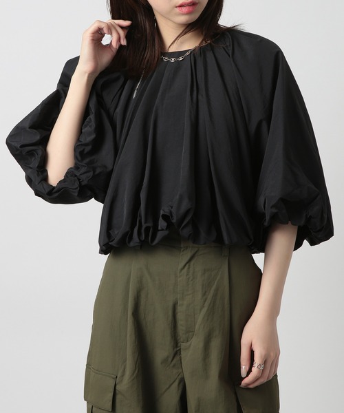 MAISON BREEZE（メゾンブリーズ）の「【MAISON BREEZE】ショートバルーンギャザーブルオーバー trc（シャツ/ブラウス・レディース・ブラック/オフホワイト/グレー・FREE）」の17枚目の写真