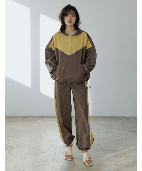 Re:EDIT（リエディ）の「[2024SS COLLECTION][低身長/高身長サイズ有]ナイロンタフタ配色ジョガーサイドラインパンツ（その他パンツ・レディース・ブラック系その他/グレー系その他/ブラウン系その他/ブラック系その他2/ホワイト系その他・SHORT/MEDIUM/TALL/LARGE）」の20枚目の写真