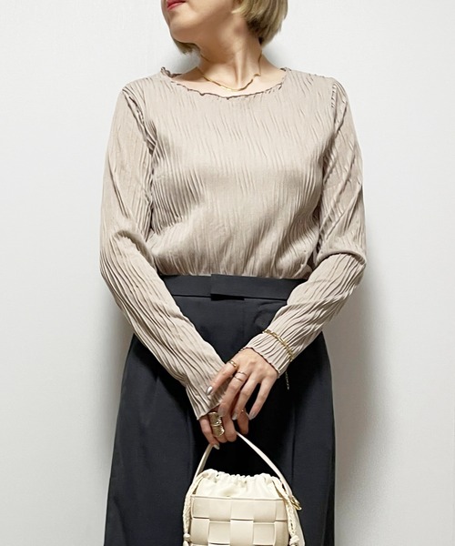 Fizz（フィズ）の「ウェーブジャガード　クルーネックロンT（Tシャツ/カットソー・レディース・ブラック/アイボリー/マスタード/グリーン/グレイッシュベージュ・M）」の3枚目の写真