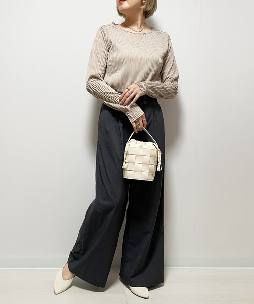 Fizz（フィズ）の「ウェーブジャガード　クルーネックロンT（Tシャツ/カットソー・レディース・ブラック/アイボリー/マスタード/グリーン/グレイッシュベージュ・M）」の10枚目の写真