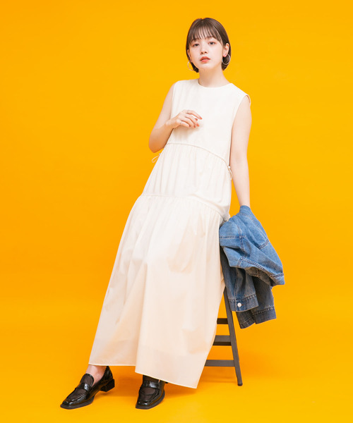 KBF(ケイビーエフ)の「ノースリーブドロストワンピース(ワンピース・レディース・アイボリー/ブラック/カーキ・ONE)」の8枚目の写真