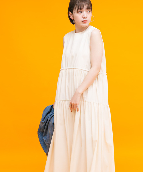 KBF(ケイビーエフ)の「ノースリーブドロストワンピース(ワンピース・レディース・アイボリー/ブラック/カーキ・ONE)」の9枚目の写真