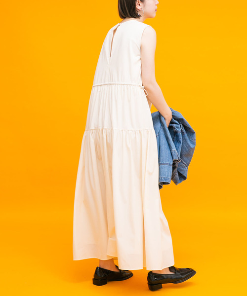 KBF(ケイビーエフ)の「ノースリーブドロストワンピース(ワンピース・レディース・アイボリー/ブラック/カーキ・ONE)」の11枚目の写真