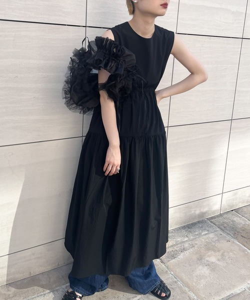 KBF(ケイビーエフ)の「ノースリーブドロストワンピース(ワンピース・レディース・アイボリー/ブラック/カーキ・ONE)」の19枚目の写真