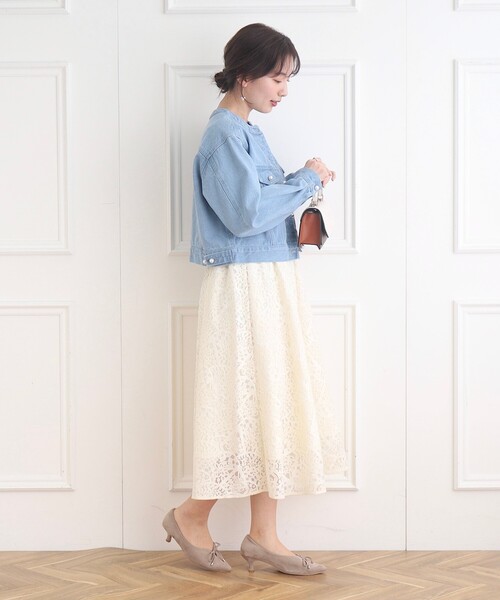 couture brooch（クチュールブローチ）の「◆パール調釦ノーカラーデニムジャケット（デニムジャケット・レディース・ブルー系その他/ライトブルー・38/40/42）」の4枚目の写真