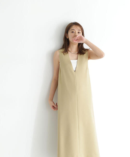 NATURAL BEAUTY BASIC(ナチュラルビューティーベーシック)の「◇カルゼストレッチシリーズ ナロージャンスカ(ジャンパースカート・レディース・ベージュ/ブラック/オフホワイト・MEDIUM/SMALL)」の13枚目の写真