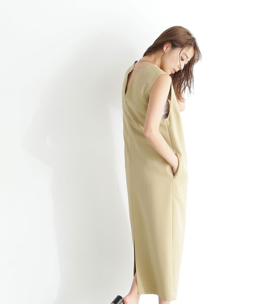 NATURAL BEAUTY BASIC(ナチュラルビューティーベーシック)の「◇カルゼストレッチシリーズ ナロージャンスカ(ジャンパースカート・レディース・ベージュ/ブラック/オフホワイト・MEDIUM/SMALL)」の6枚目の写真