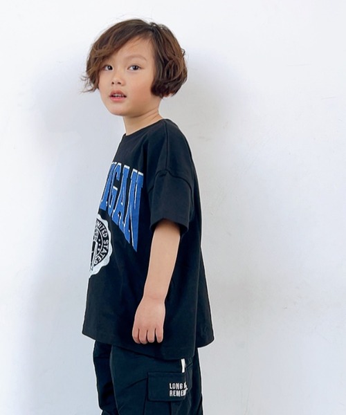 BREEZE（ブリーズ）の「【WEB限定】カレッジTシャツ（Tシャツ/カットソー・キッズ・イエロー/パープル/チャコール/サーモンピンク/グリーン/ターコイズブルー/オフホワイト/グレー/ブラック/アイボリー・100/90/130/120/150/110/140）」の11枚目の写真