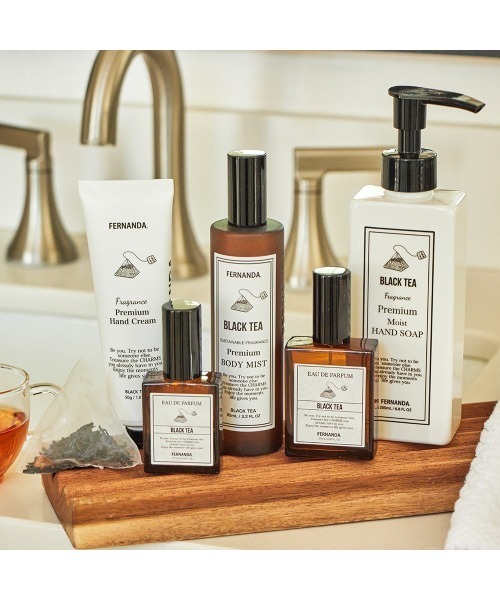 ルームフレグランス x2 ハンドソープx1 FERNANDA（フェルナンダ）の「Fragrance Premium Hand Soap (Black tea