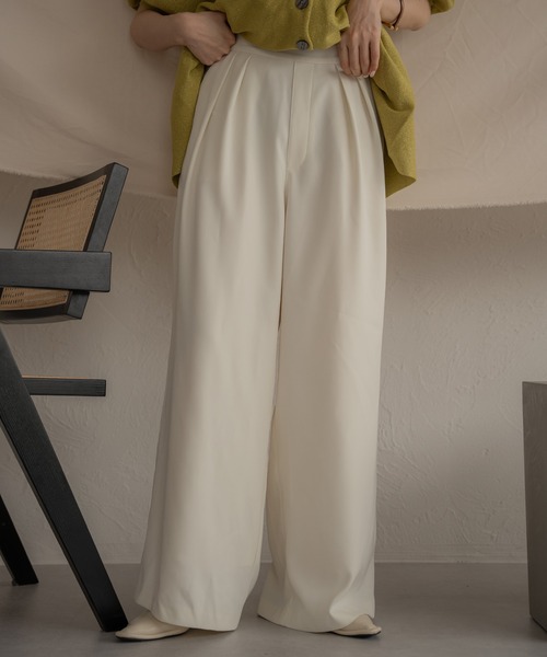 mideal（マイディール）の「tuck wide pants / タックワイドパンツ