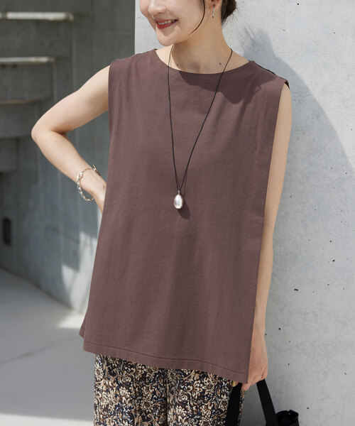 SLOBE IENA(スローブイエナ)の「ボックスプルオーバー(Tシャツ/カットソー・レディース・ブラック/ブラウン/ライトグリーン・FREE)」の22枚目の写真