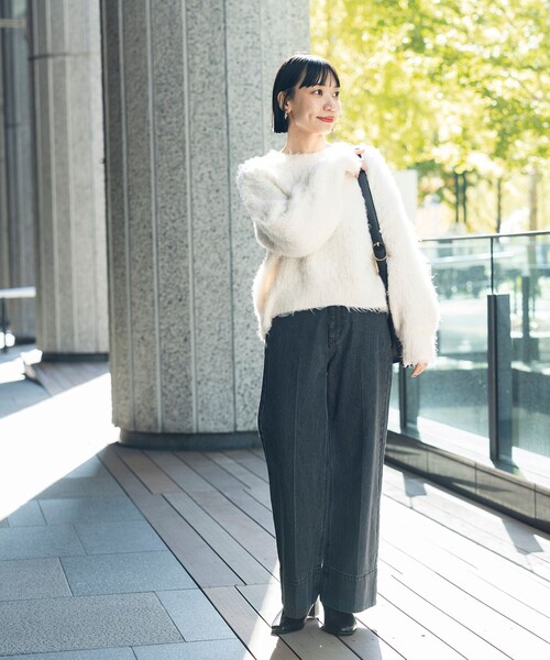 BEAMS HEART（ビームスハート）の「シャギーニット クルー プルオーバー（手洗い可能）（ニット/セーター・レディース・オフホワイト/チャコールグレー/ブルー/ブラック系その他4/イエロー系その他4/サックスブルー・FREE）」の7枚目の写真